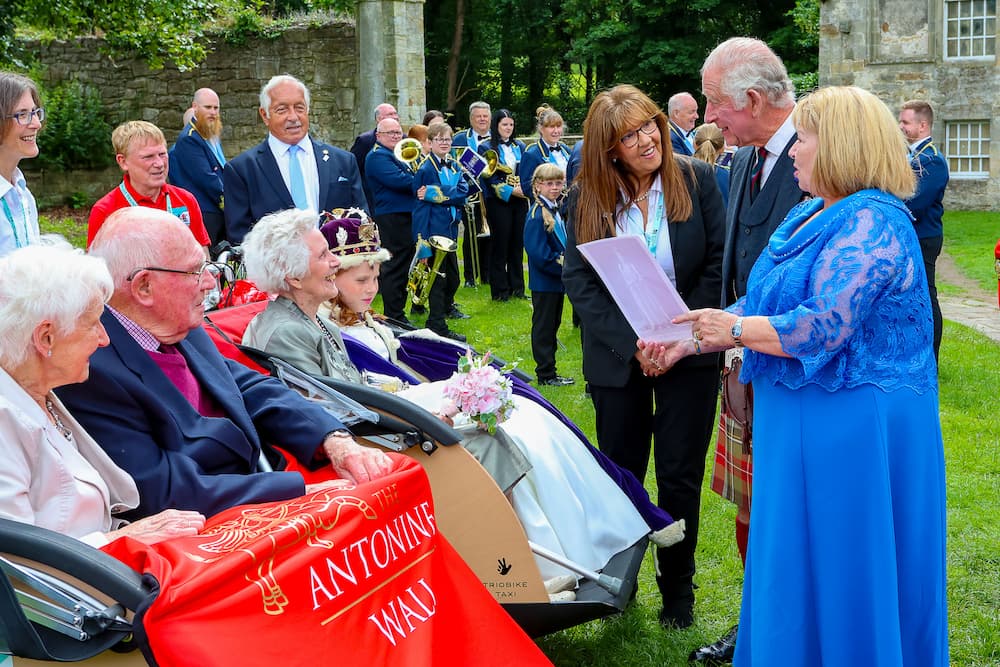 Students provide vital lifeline to care residents with Trishaw rides